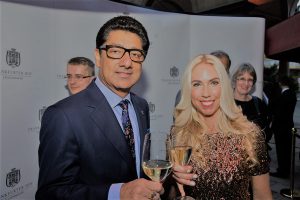 Puneet Chhatwal mit Jane Uhlig