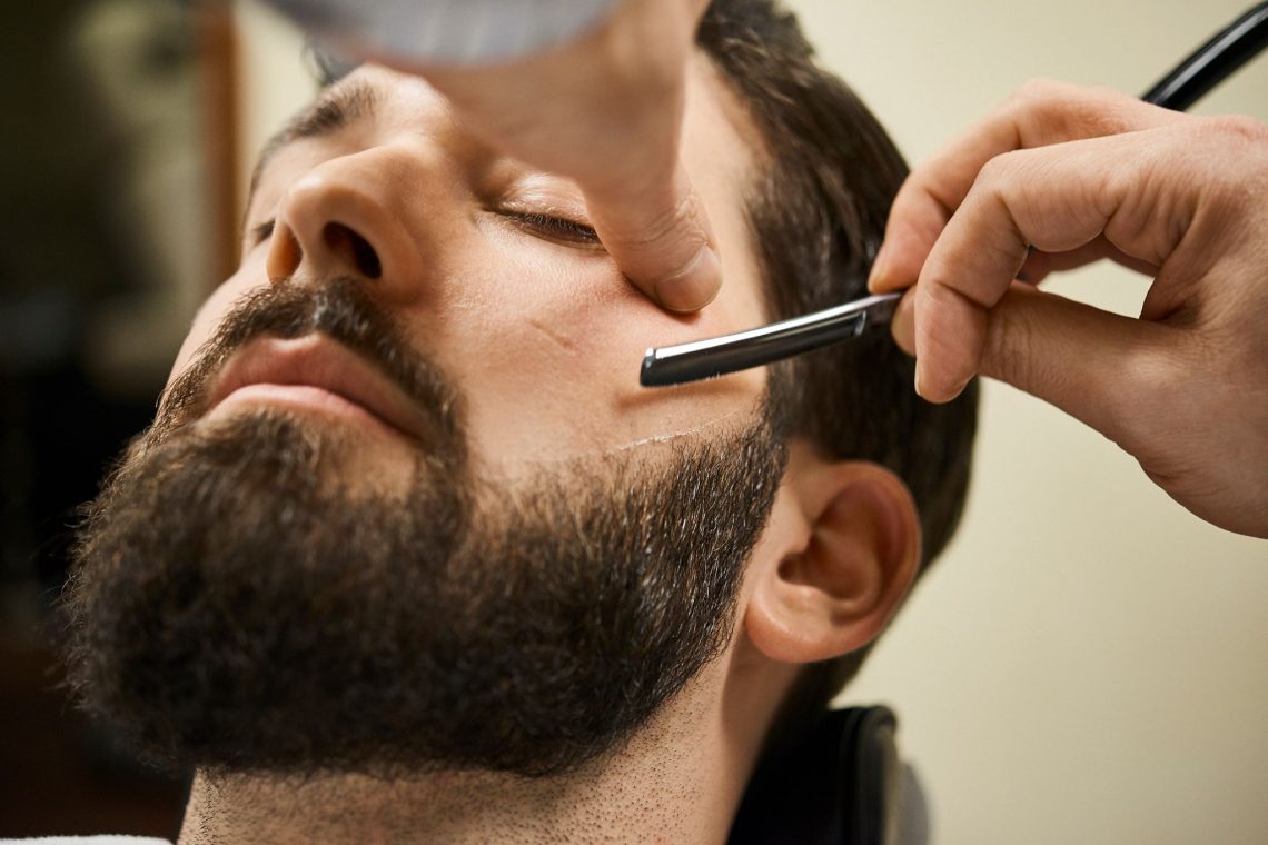 Steigenberger Frankfurter Hof: Movember Charity-Gala mit Prominenz im THE SPA Frankfurter Hof