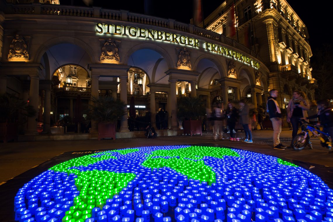 Steigenberger Frankfurter Hof und das Energiereferat laden zur Earth Hour Party am 24. März 2018 ein