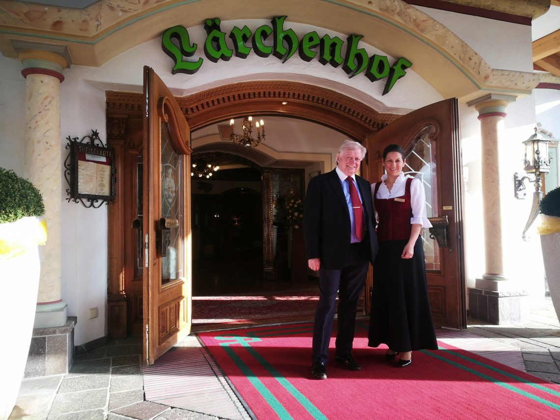 Zahlreiche Gäste im Hotel Lärchenhof in Erpfendorf