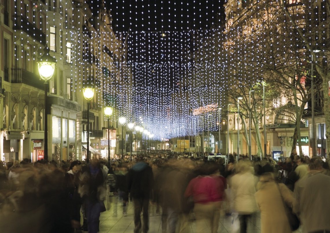 Barcelona erstrahlt im Weihnachtsglanz