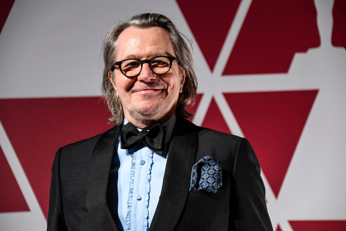 Gary Oldman wird 64 Jahre alt.