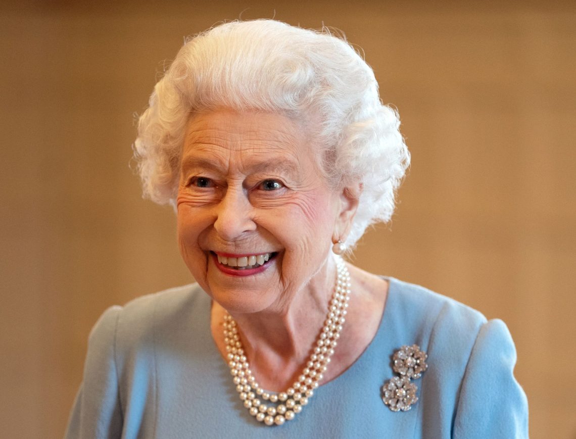 Königin Elizabeth II. geht ihren Pflichten nach - so gut es geht.