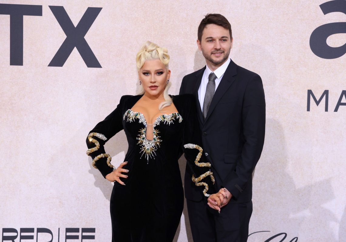 Sängerin Christina Aguilera kam mit Partner Matthew Rutler zur Aids-Gala.