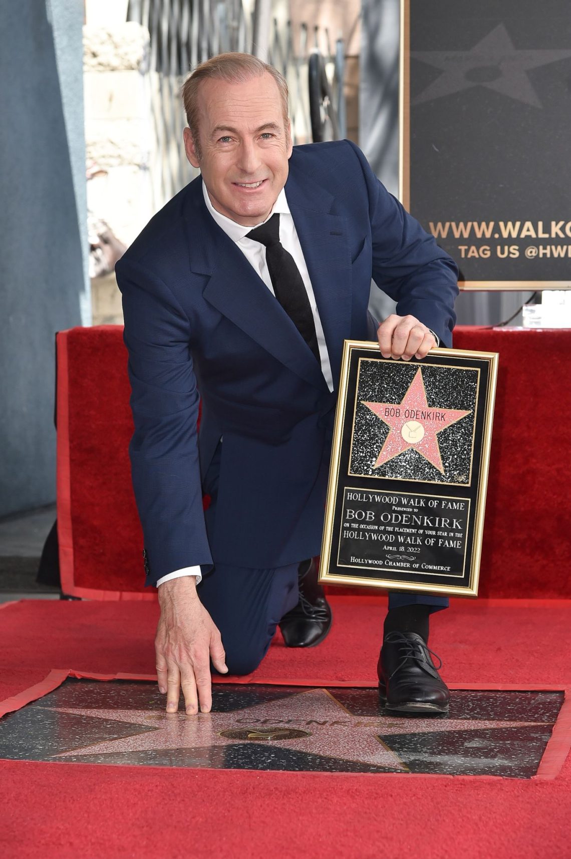 «Better Call Saul»-Star Bob Odenkirk wurde im April mit einem Stern auf dem Hollywood Walk of Fame geehrt.