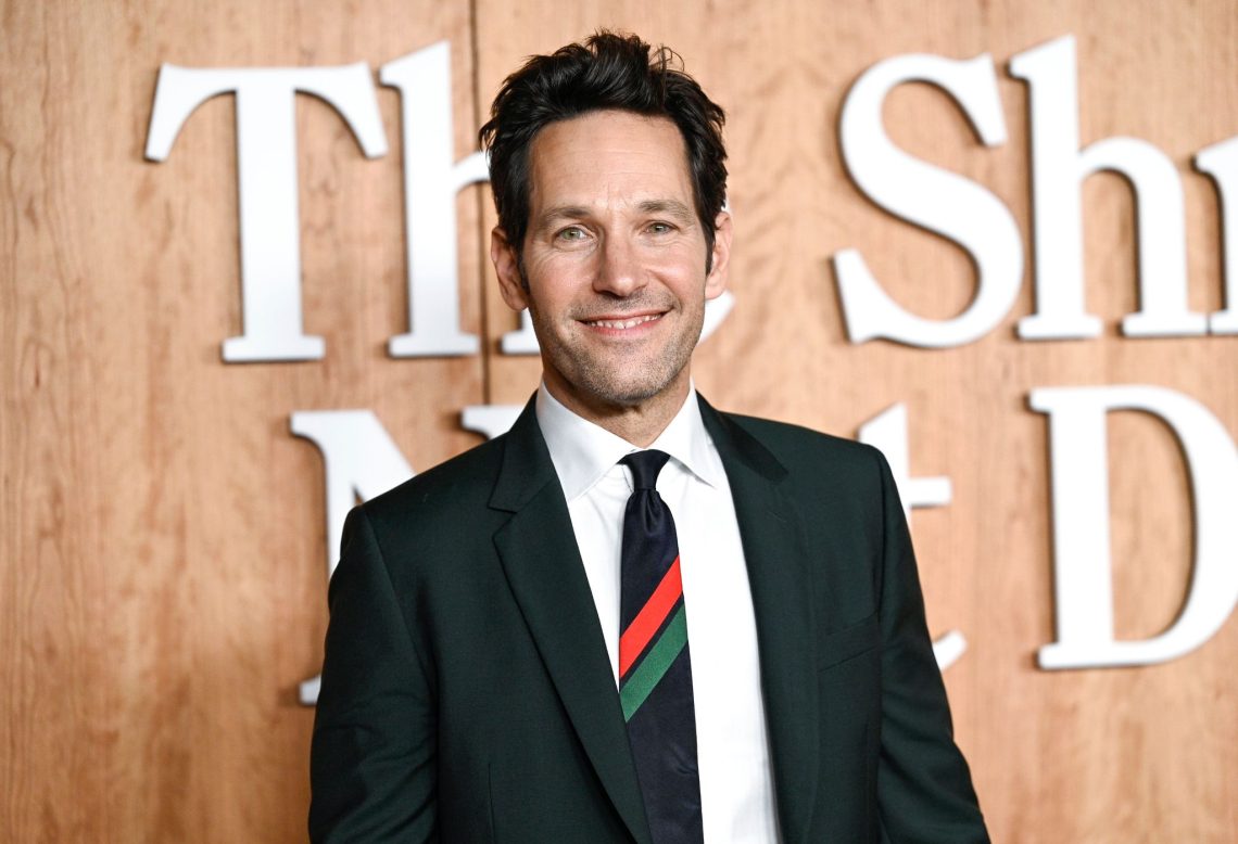 Der US-Schauspieler Paul Rudd bei der Premiere von«The Shrink Next Door» in New York. Für ihn ist ausreichender Schlaf das Wichtigste.